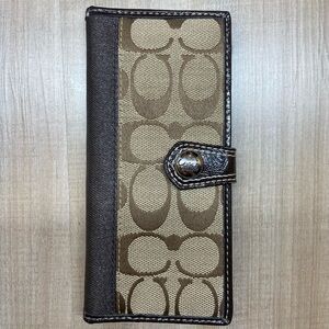 Coach Vintage Y2K Bi-Fold Wallet